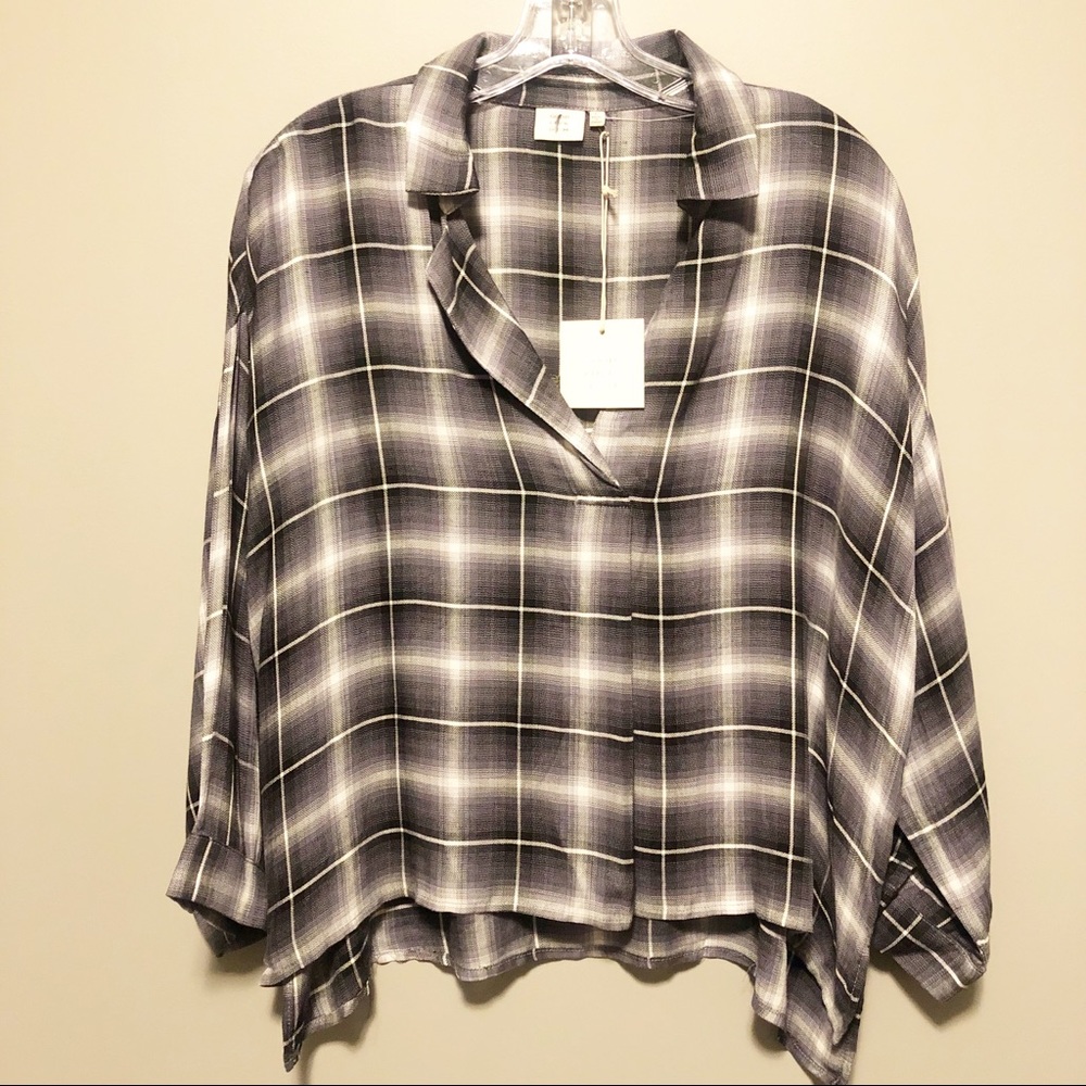 Multi-Size 3/4 Black Oversized Crop Flannel Top